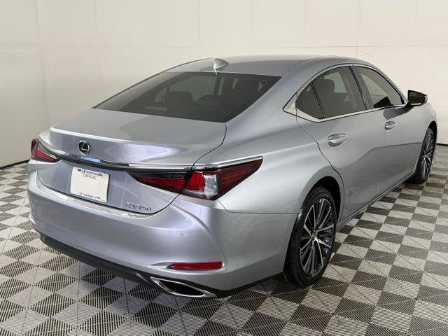 new 2025 Lexus ES 350 car, priced at $48,684