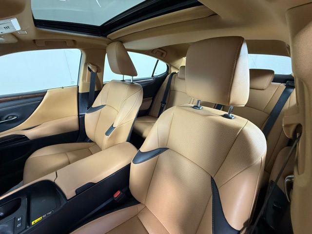 used 2025 Lexus ES 300h car, priced at $43,990