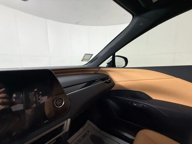 new 2026 Lexus RX 350 car, priced at $53,679