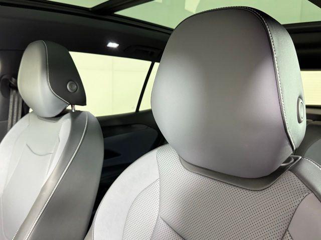 used 2025 Volkswagen Tiguan car, priced at $32,590