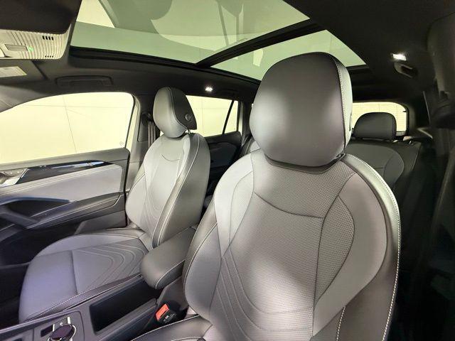 used 2025 Volkswagen Tiguan car, priced at $32,590