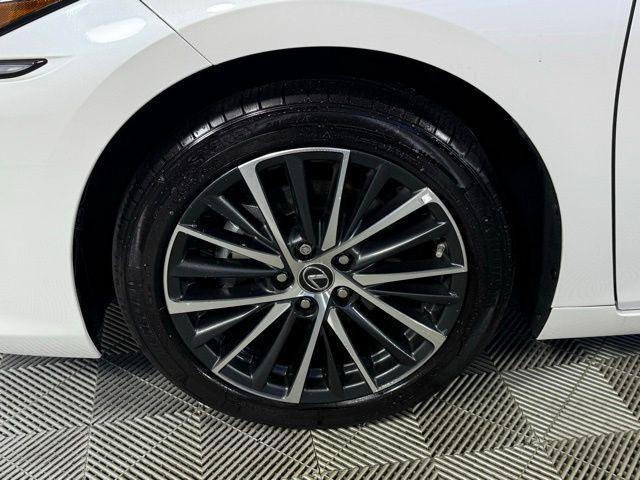 used 2024 Lexus ES 250 car, priced at $39,990