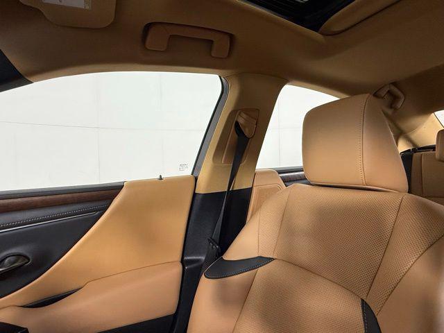 used 2024 Lexus ES 250 car, priced at $39,990