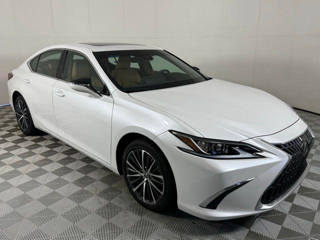 used 2024 Lexus ES 250 car, priced at $39,990
