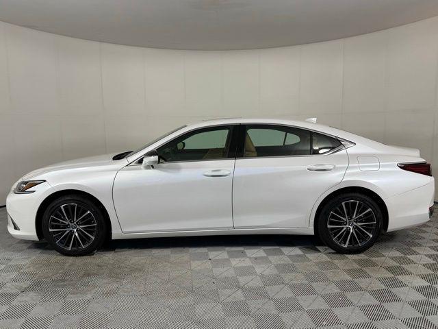 used 2024 Lexus ES 250 car, priced at $39,990