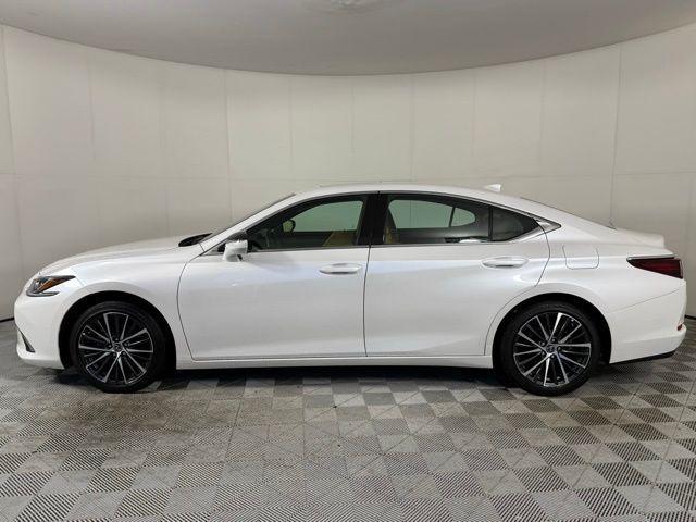 used 2025 Lexus ES 350 car, priced at $42,990