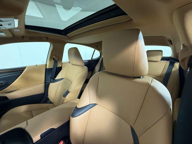 used 2025 Lexus ES 350 car, priced at $42,990