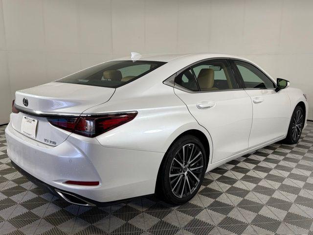 used 2025 Lexus ES 350 car, priced at $42,990