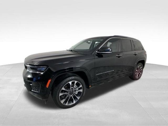 used 2022 Jeep Grand Cherokee car, priced at $37,990