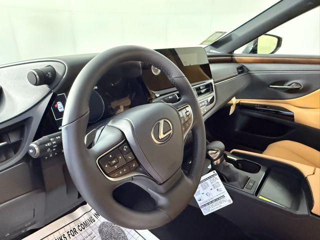 new 2025 Lexus ES 350 car, priced at $48,684