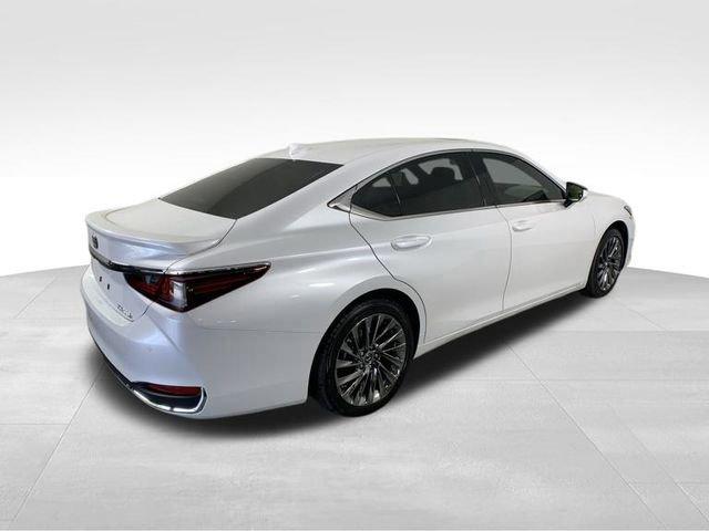 new 2024 Lexus ES 300h car, priced at $54,320