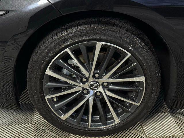 used 2024 Lexus ES 300h car, priced at $41,990