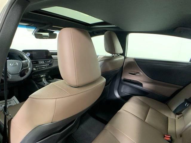 used 2022 Lexus ES 350 car, priced at $36,990