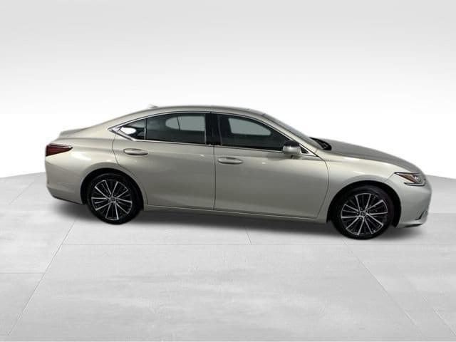 used 2022 Lexus ES 350 car, priced at $36,990