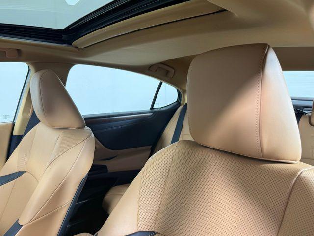 used 2024 Lexus ES 300h car, priced at $43,990