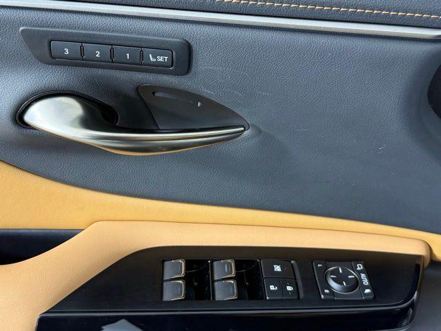 used 2024 Lexus ES 300h car, priced at $43,990