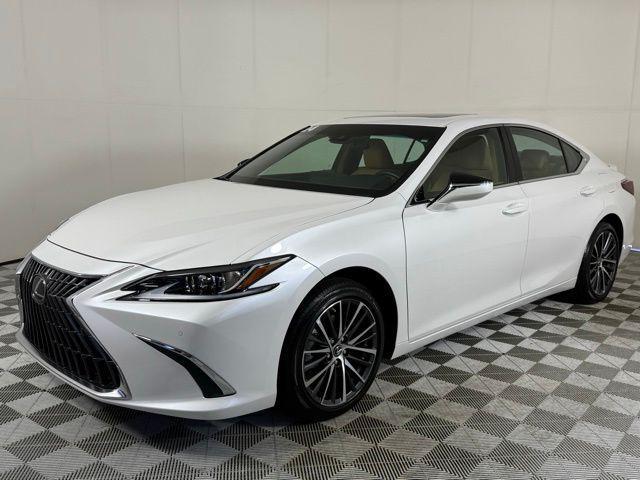 used 2024 Lexus ES 300h car, priced at $43,990