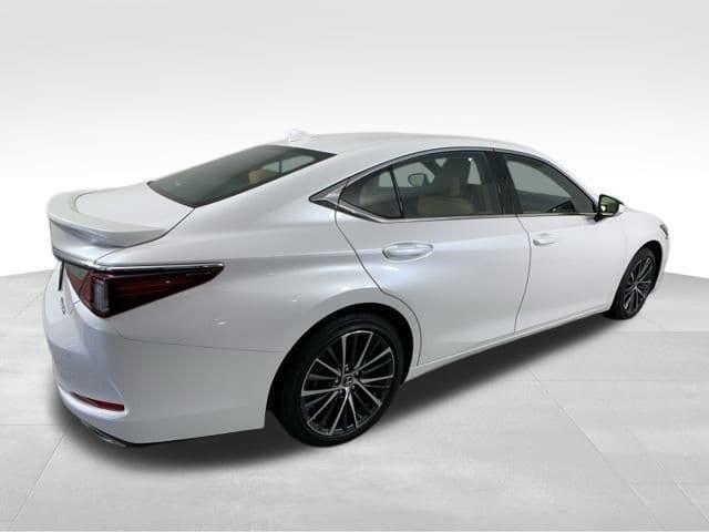 used 2022 Lexus ES 350 car, priced at $41,990