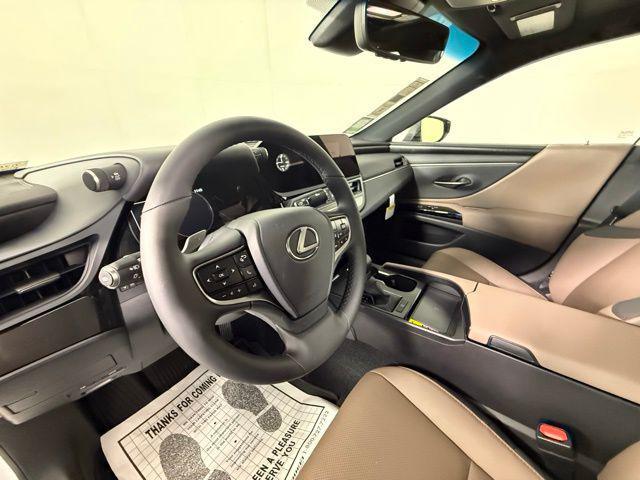 new 2025 Lexus ES 350 car, priced at $48,684