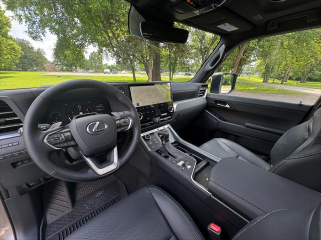 used 2025 Lexus GX 550 car, priced at $85,950