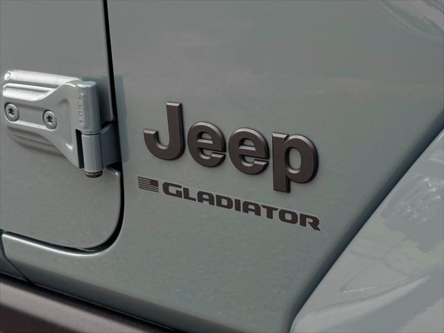 used 2025 Jeep Gladiator car, priced at $42,950