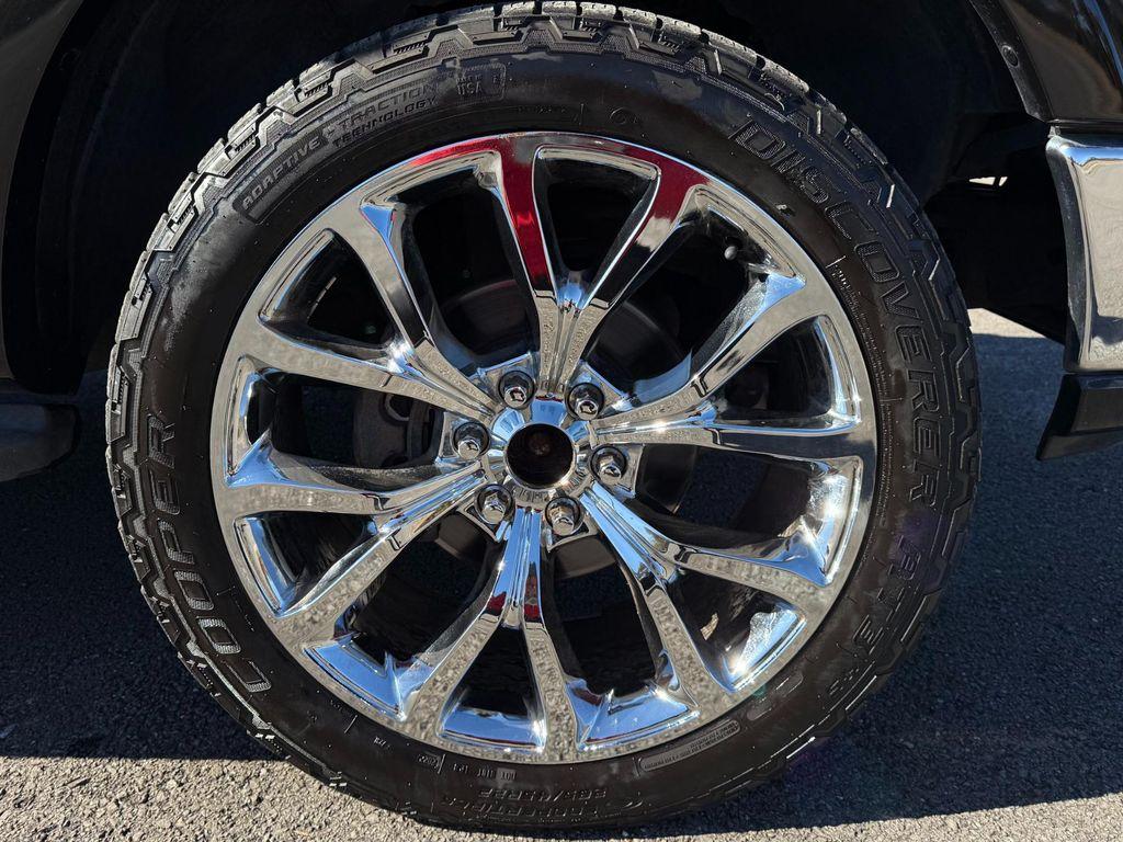 used 2006 Lincoln Mark LT car, priced at $11,900