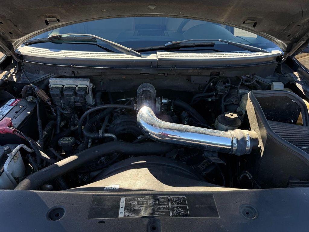 used 2006 Lincoln Mark LT car, priced at $11,900