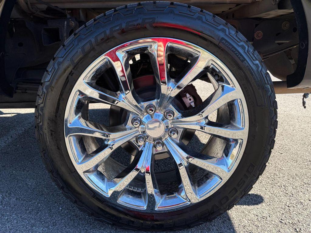 used 2006 Lincoln Mark LT car, priced at $11,900