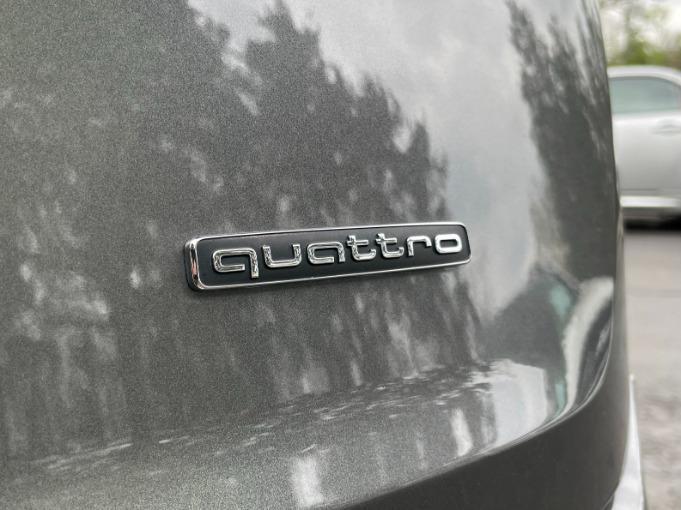 used 2021 Audi Q7 car, priced at $33,900