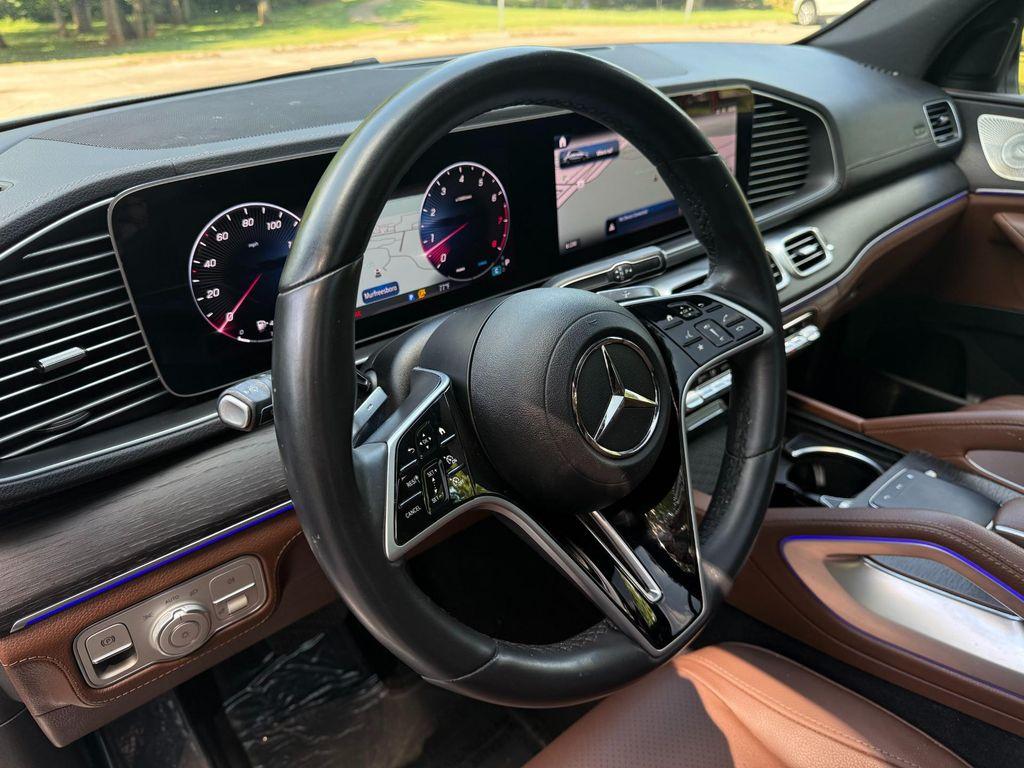 used 2024 Mercedes-Benz GLE 350 car, priced at $57,900