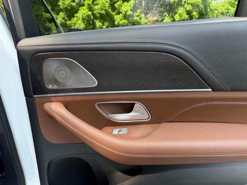 used 2024 Mercedes-Benz GLE 350 car, priced at $57,900