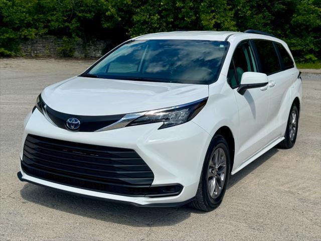 used 2024 Toyota Sienna car, priced at $43,950