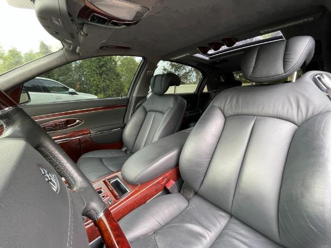 used 2004 Maybach Type 62 car, priced at $58,900