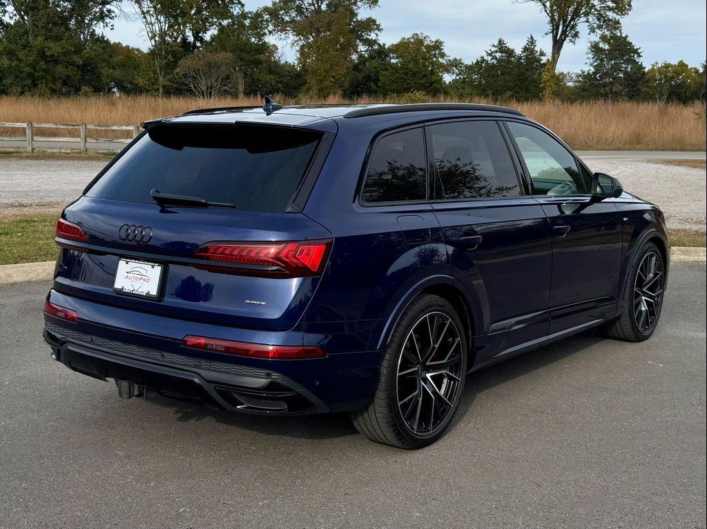 used 2024 Audi Q7 car, priced at $55,900