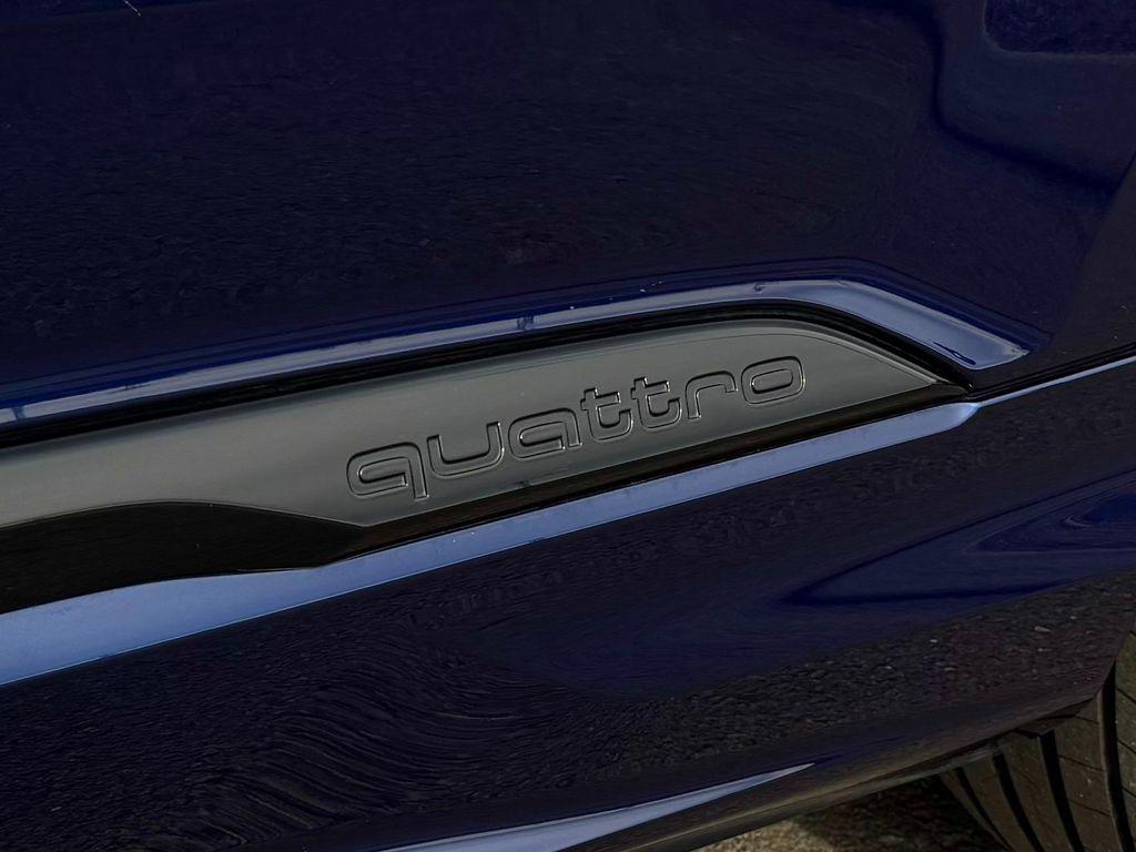 used 2024 Audi Q7 car, priced at $55,900