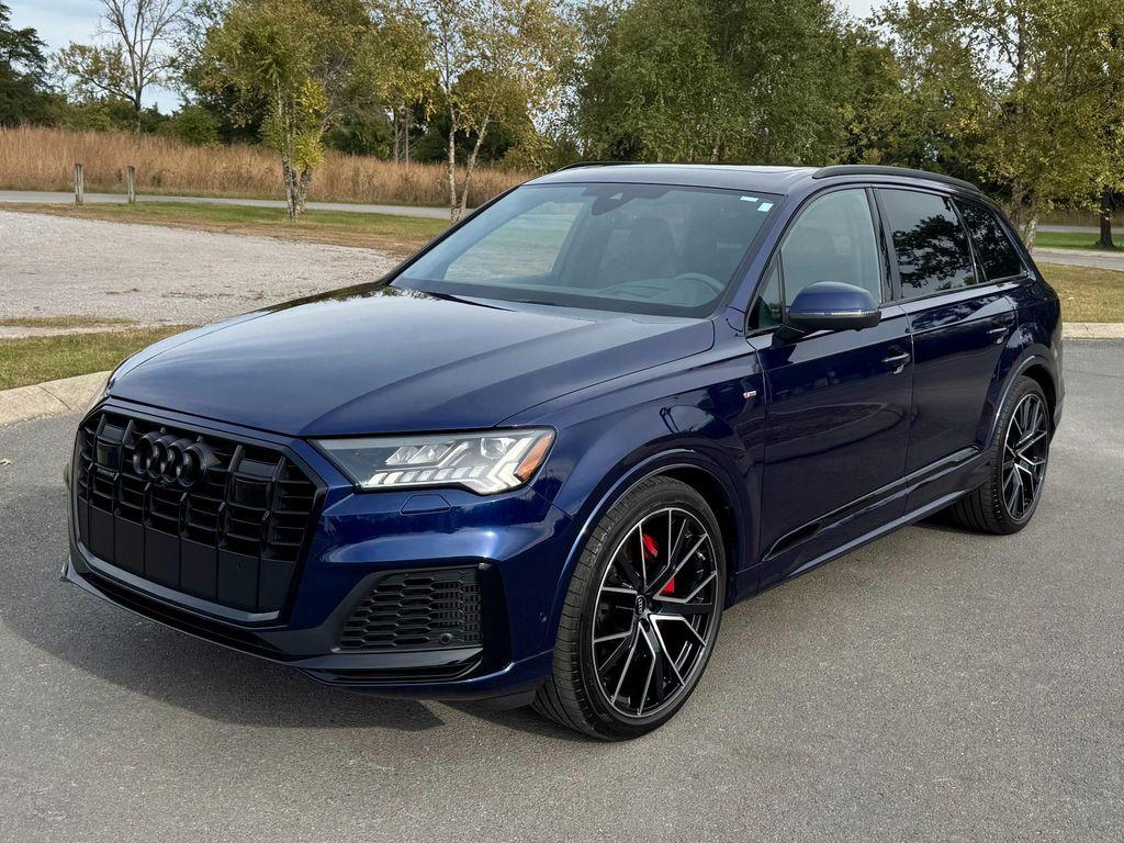 used 2024 Audi Q7 car, priced at $55,900