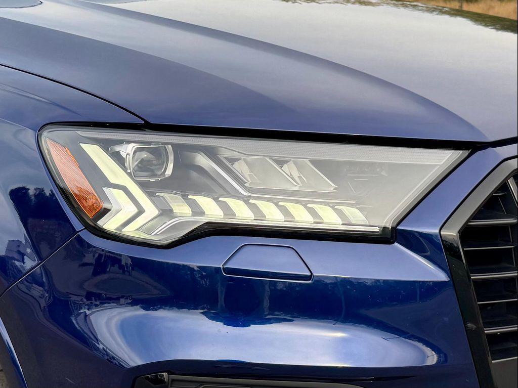 used 2024 Audi Q7 car, priced at $55,900