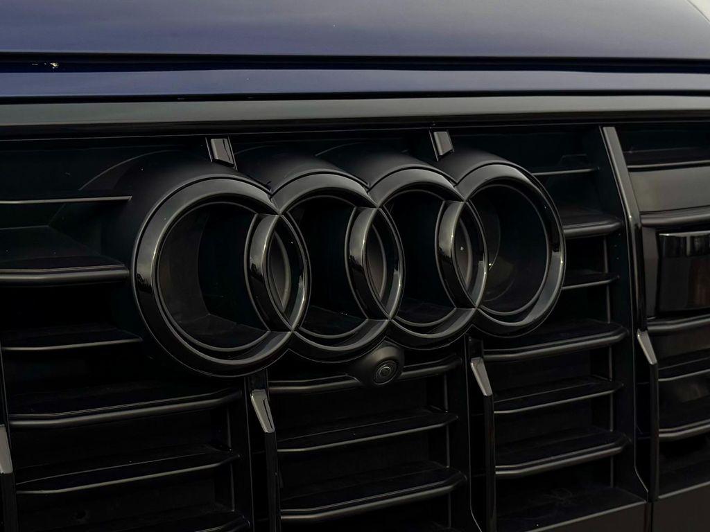 used 2024 Audi Q7 car, priced at $55,900