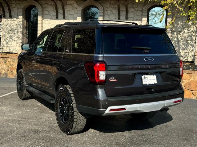 used 2024 Ford Expedition car, priced at $68,950