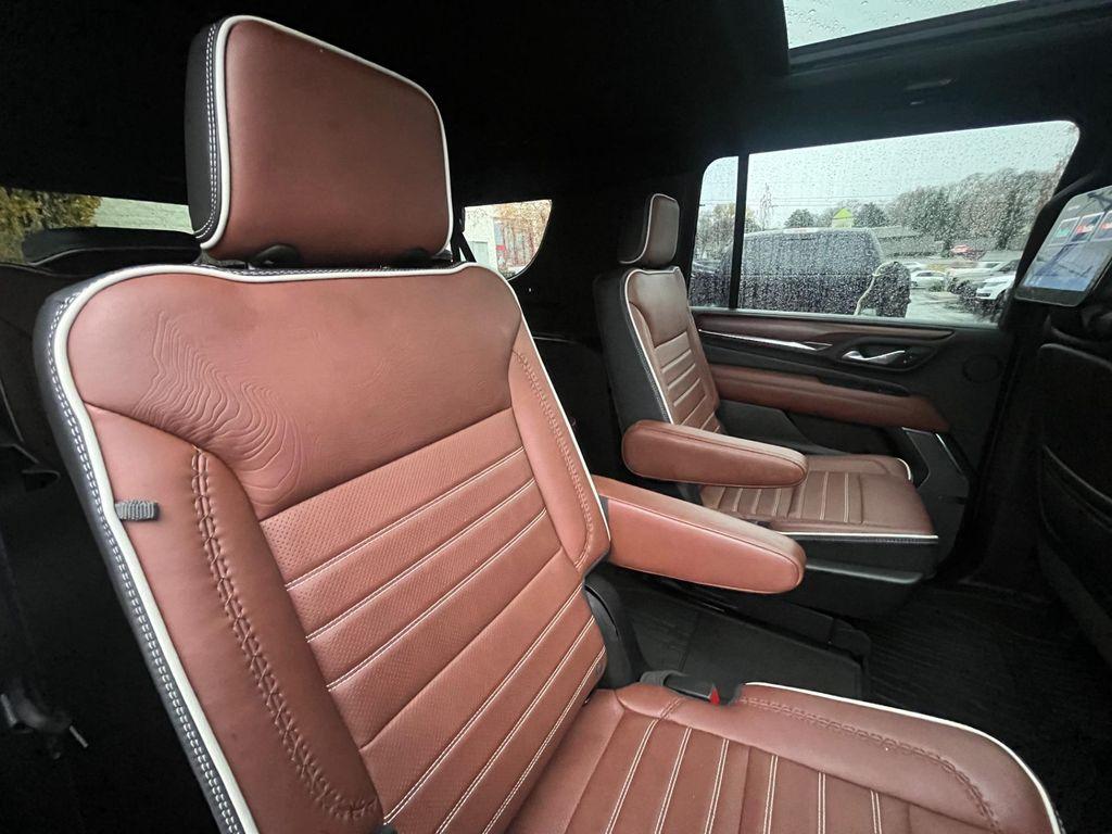 used 2023 GMC Yukon XL car, priced at $77,900