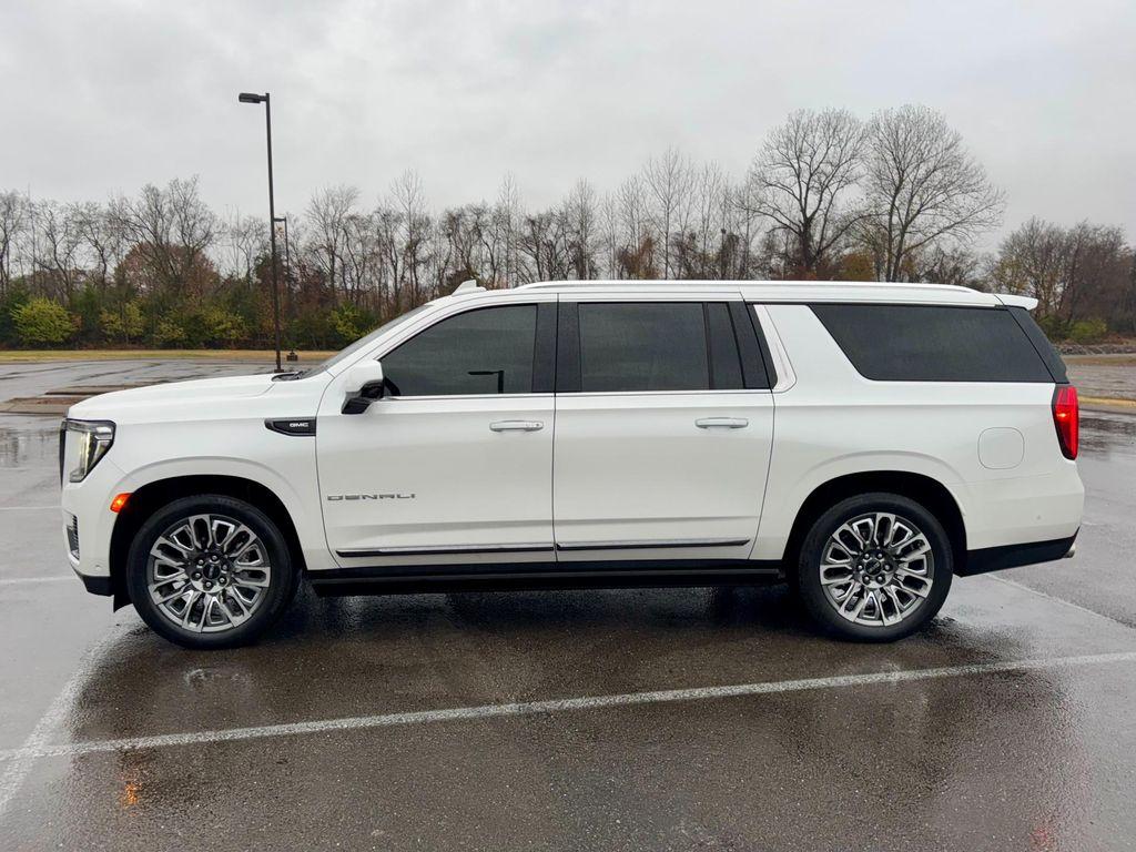 used 2023 GMC Yukon XL car, priced at $77,900