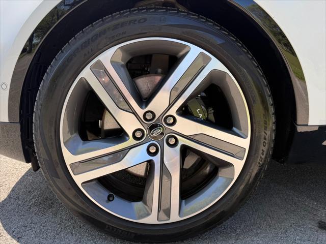 used 2023 Land Rover Discovery car, priced at $58,950
