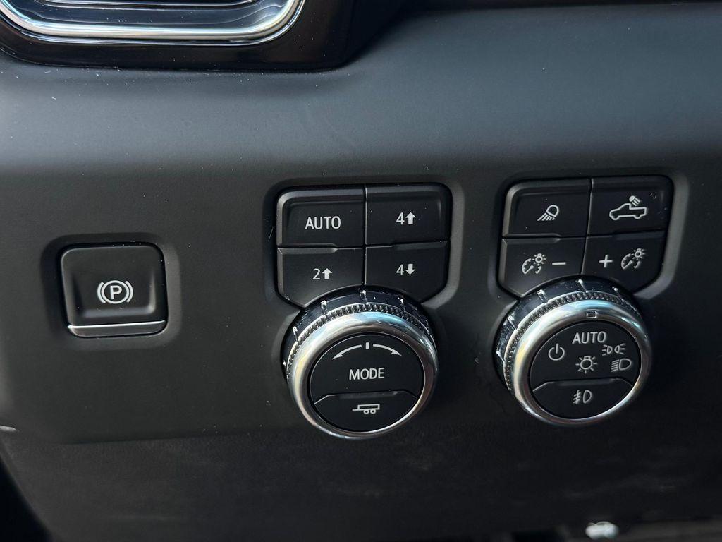 used 2024 GMC Sierra 2500 car, priced at $83,900