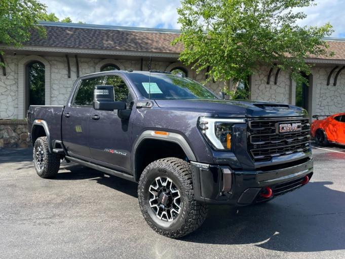 used 2024 GMC Sierra 2500 car, priced at $84,900