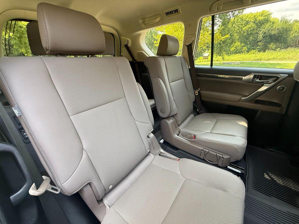 used 2023 Lexus GX 460 car, priced at $57,900