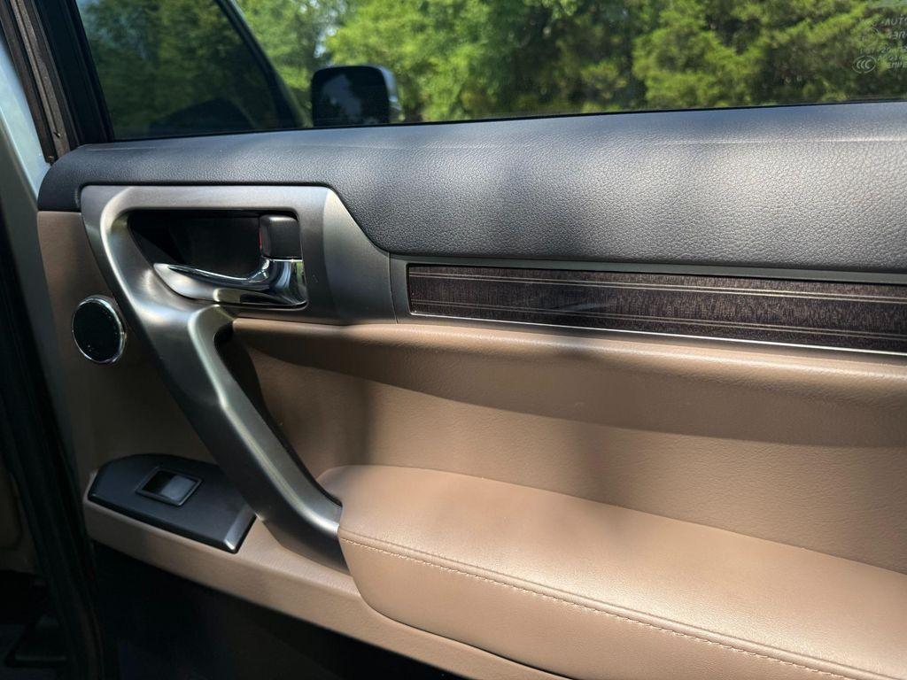 used 2023 Lexus GX 460 car, priced at $57,900