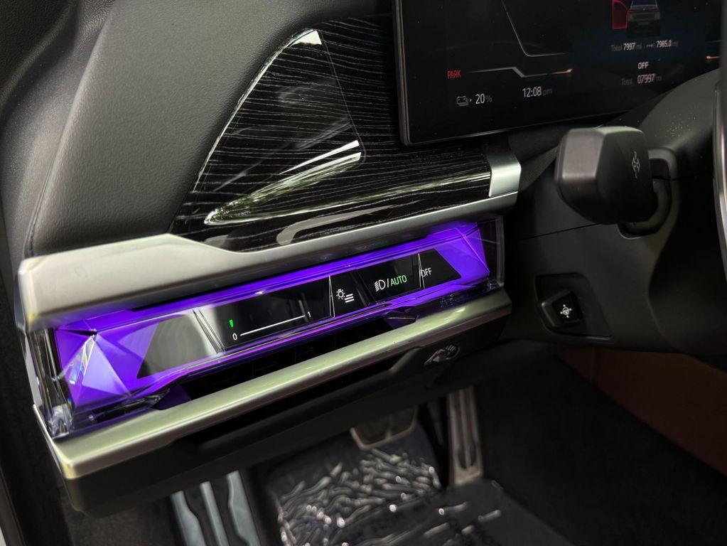 used 2024 BMW i7 car, priced at $88,950