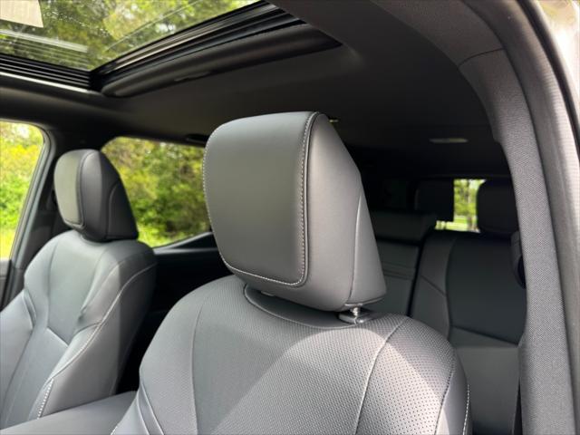 used 2025 Lexus GX 550 car, priced at $89,950