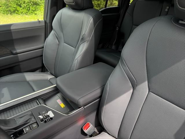 used 2025 Lexus GX 550 car, priced at $89,950