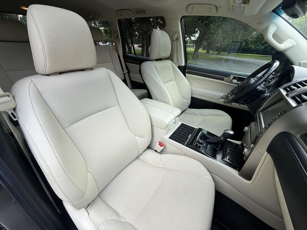 used 2020 Lexus GX 460 car, priced at $42,900